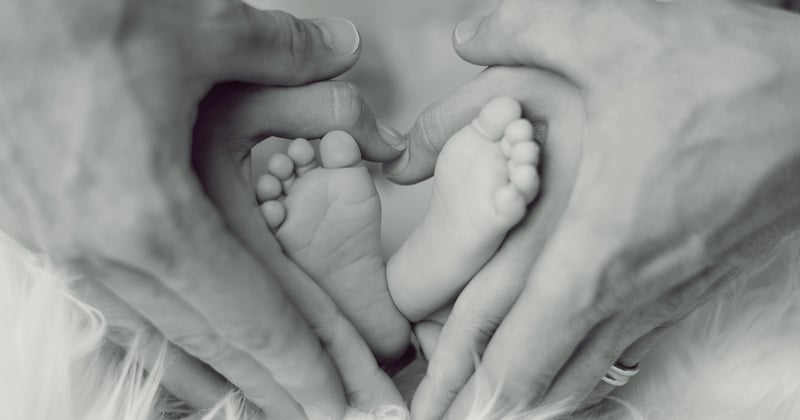 Préparer son aîné à l'arrivée du deuxième enfant sans jalousie